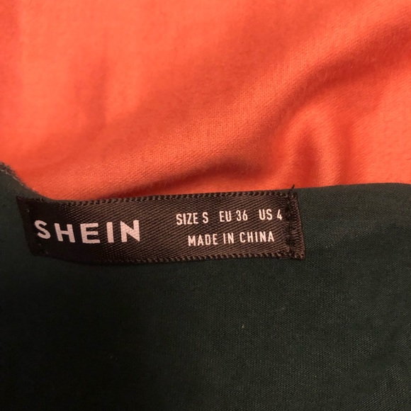 shein crop top 🤍 - Picture 4 of 4